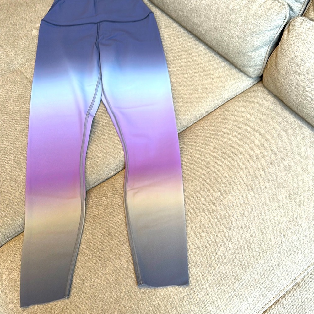 Alo Yoga very Rare Hombre leggings.